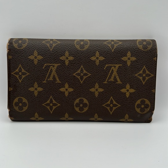 ❤️ Louis Vuitton monogram international trifold wallet - Picture 3 of 13